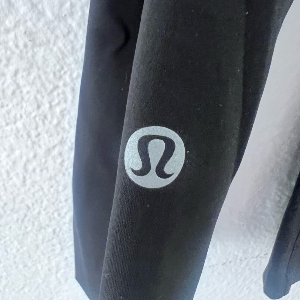 lululemon athletica Black Fast & Free Crop II Nulux Pants - Picture 3 of 4